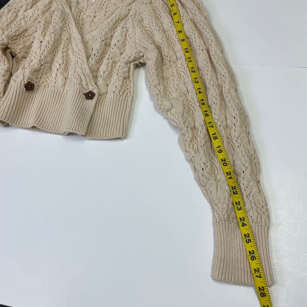 Free People Cream Pointelle Cable Knit Wrap Cardigan XS Puff Sleeve Cropped - Picture 14 of 14